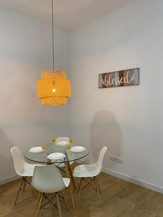 Appartement Aluche Aparment A à Madrid Extérieur photo